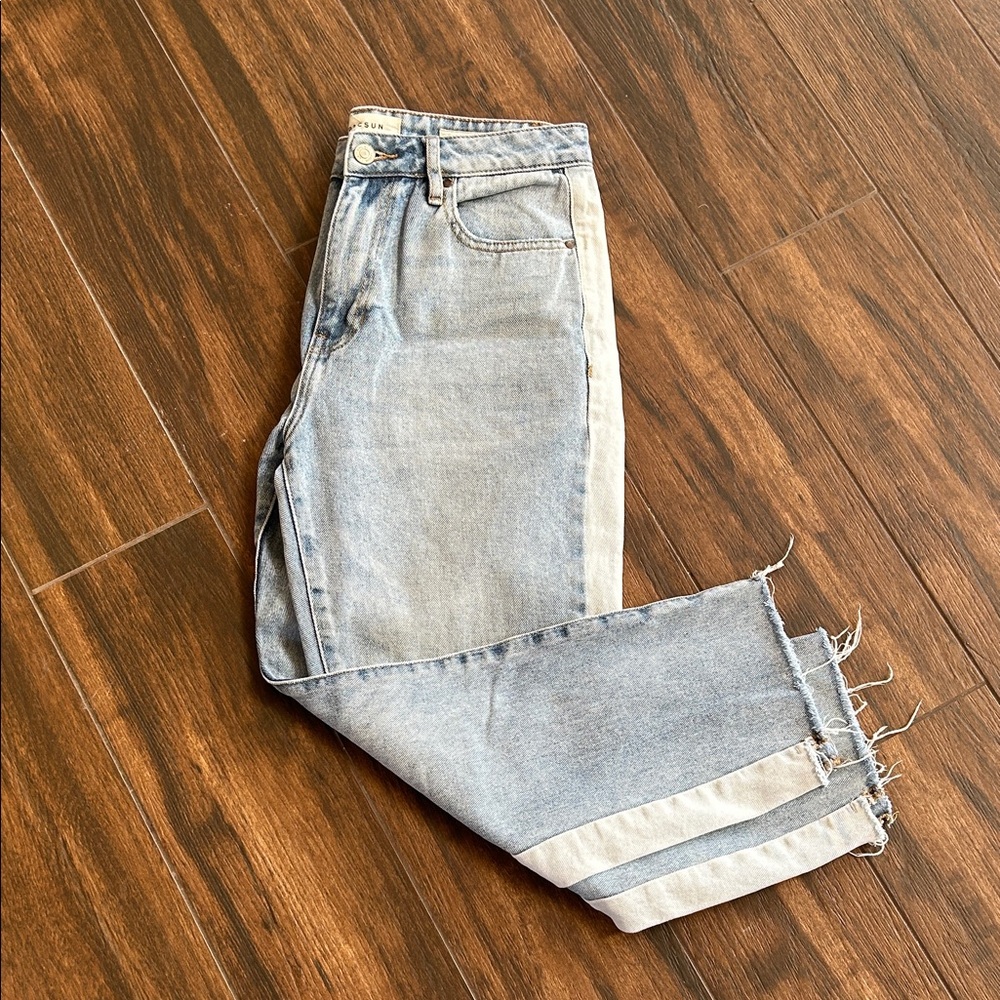 PacSun Light Blue Frayed Ankle Jeans